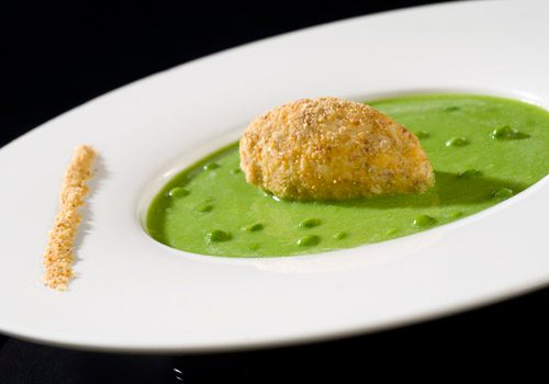 Recette : Crémeux de petits pois et fraîcheur de canard aux noisettes - EpiSaveurs
