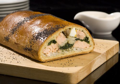Recette : Coulibiac de saumon sauce beurre blanc - EpiSaveurs