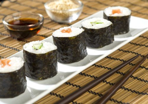 Recette : Makis au saumon mariné - EpiSaveurs