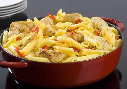Recette : Poulet mariné à l’ail et au citron accompagné de penne rigate - EpiSaveurs
