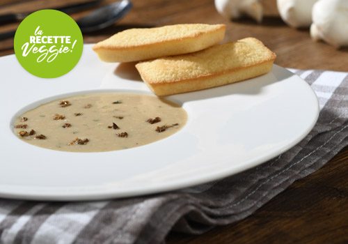 Recette : Crème de champignons des bois et son muffin au parmesan - EpiSaveurs