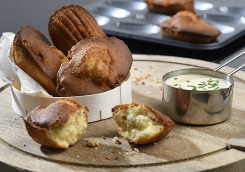 Recette : Madeleines salées andouillette et camembert - EpiSaveurs