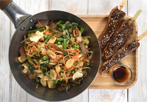 Recette : Filet de canard teppanyaki, légumes sautés hoisin et sésame - EpiSaveurs