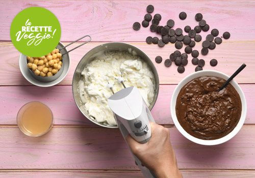 Recette : Mousse chocolat au jus de pois chiche et graines de lin - EpiSaveurs