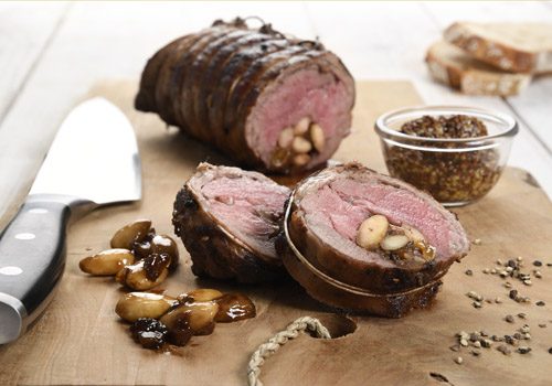 Recette : Filet d'agneau, petit râgout de fruits secs au poivre et balsamique - EpiSaveurs