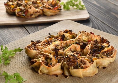 Recette : Fleur de flammekueche roulée au confit de canard - EpiSaveurs