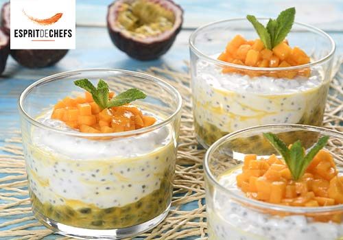 Recette : Yaourt au lait de coco et graines de chia aux fruits exotiques - EpiSaveurs
