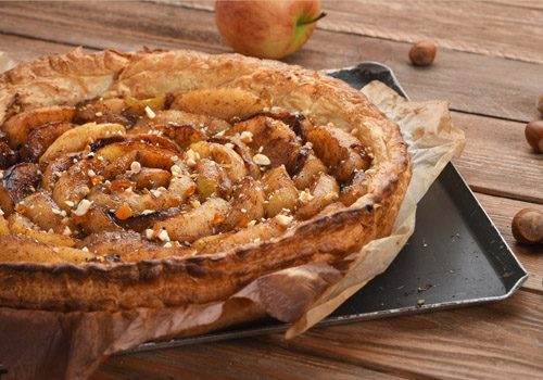 Recette : Tarte pomme-cannelle aux noisettes - EpiSaveurs