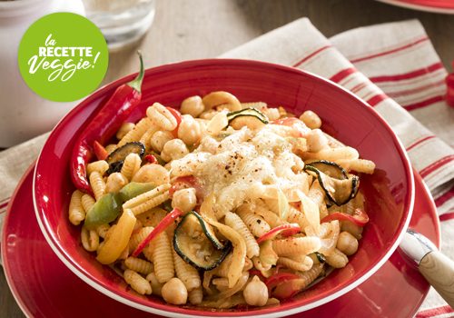 Recette : Pâtes aux courgettes grillées, pois chiches et feta - EpiSaveurs