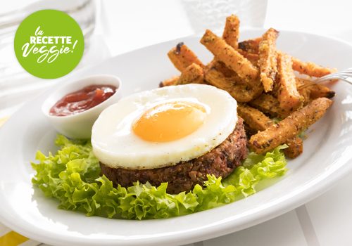 Recette : Galette végétale et son œuf à cheval, frites de patates douces - EpiSaveurs