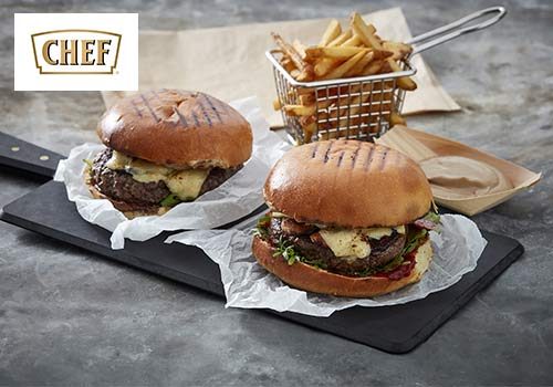 Recette : Burger au bacon croustillant, cheddar et ail noir - EpiSaveurs